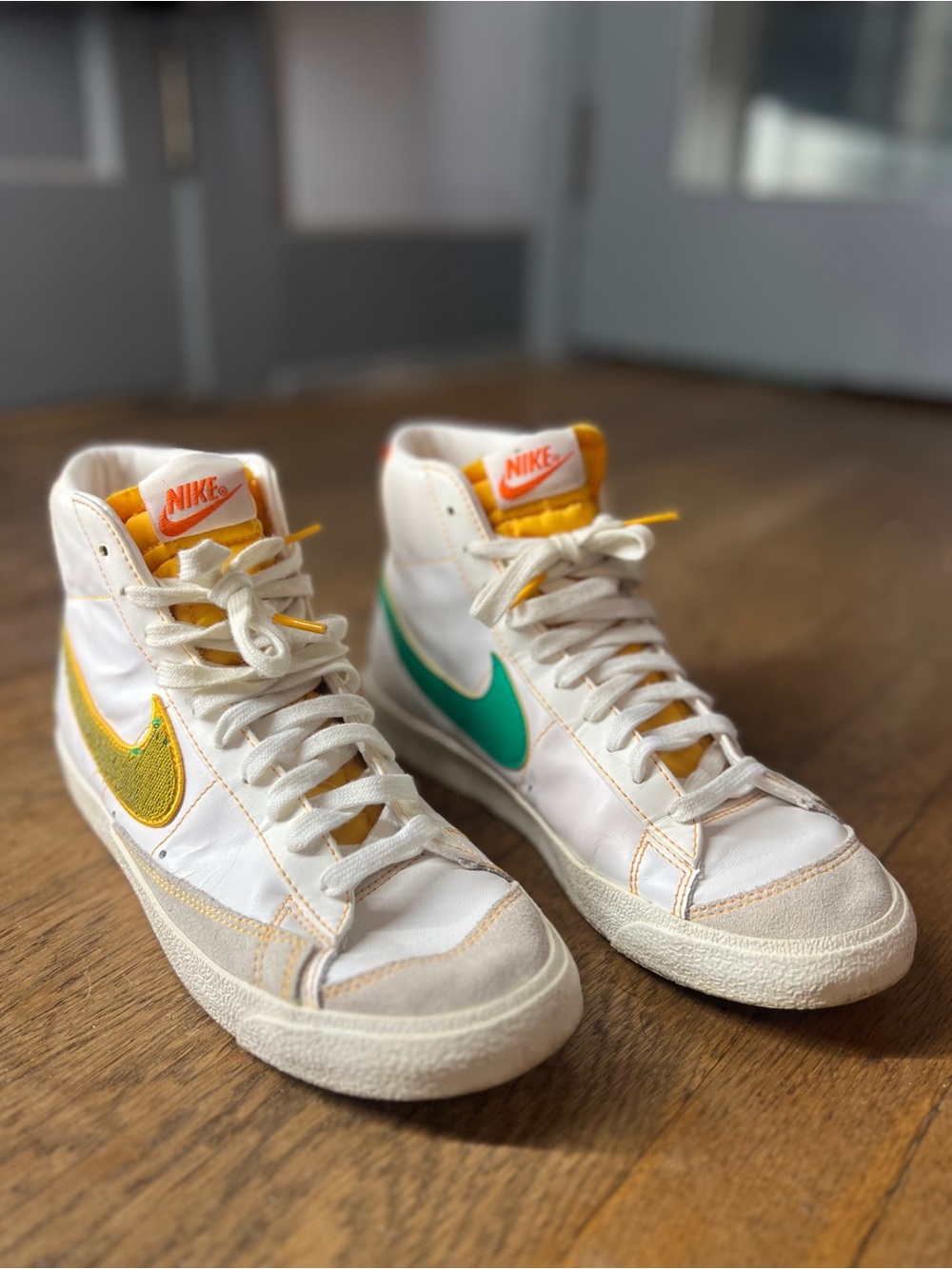 Nike Blazer Mid '77 Vintage Style "Roswell Rayguns"